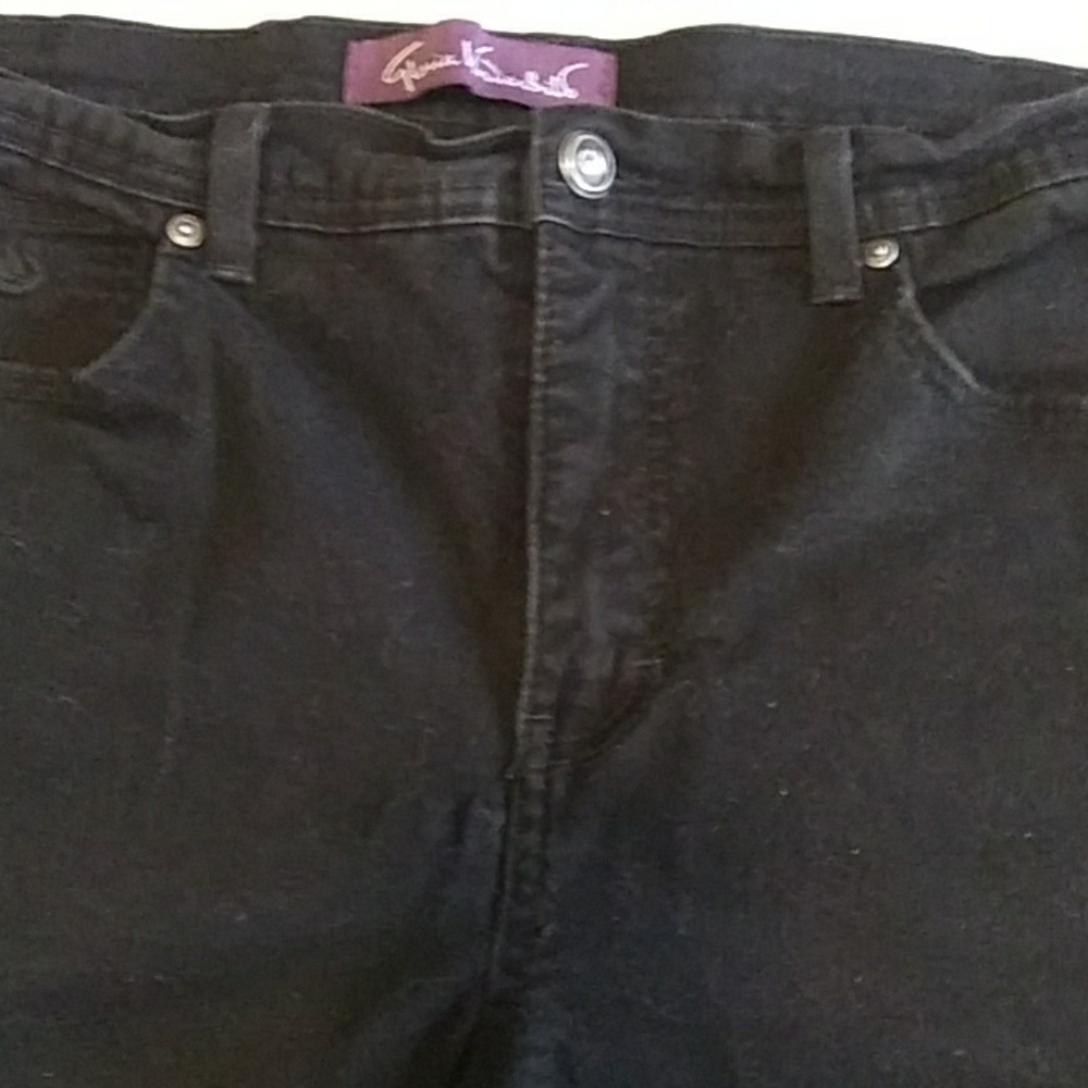 Black jeans. 09